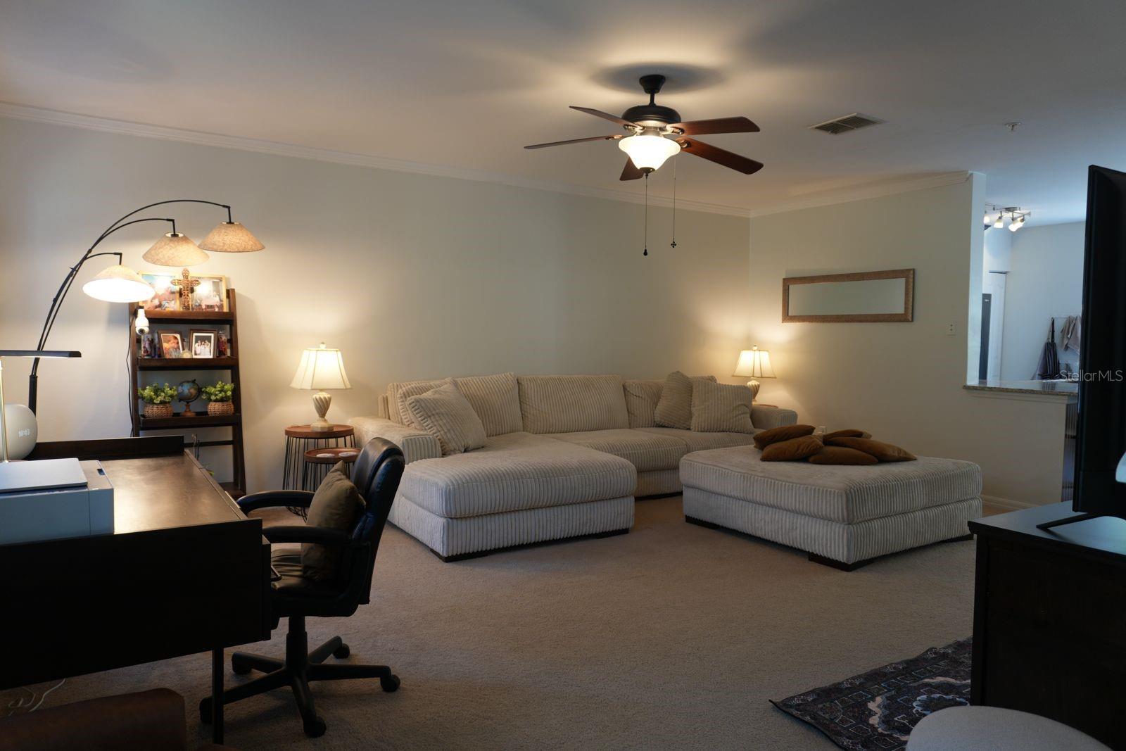 O6379426 Property Photo 9