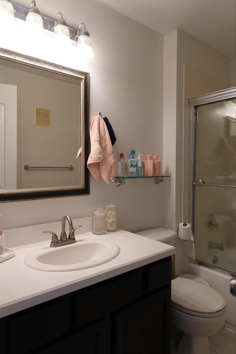 O6379426 Property Photo 30