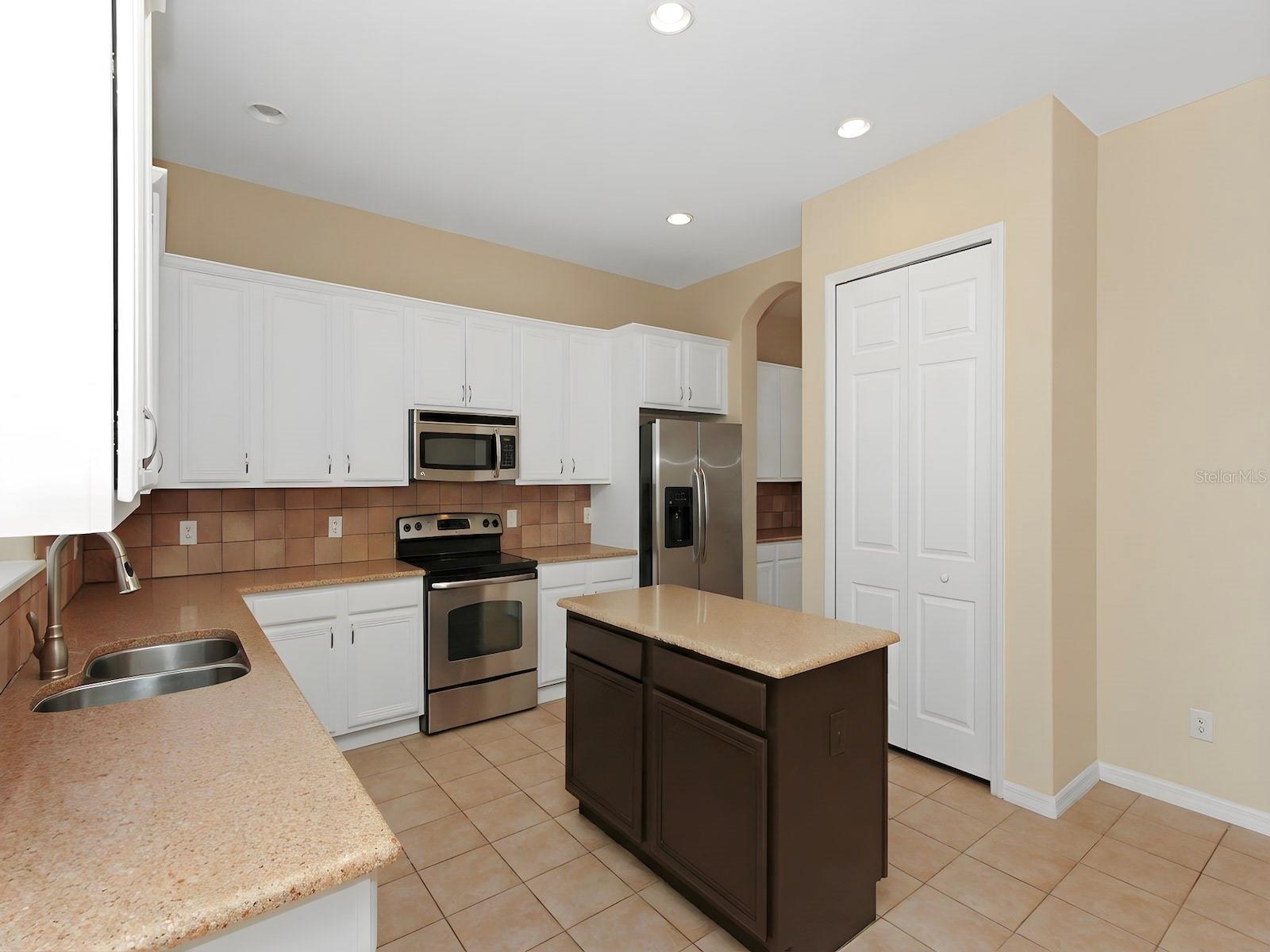 408 River Song Ct Property Photo 18