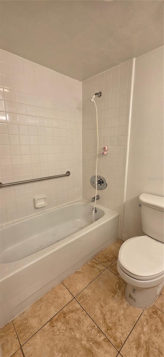 630 Cranes Way #203 Property Photo 10