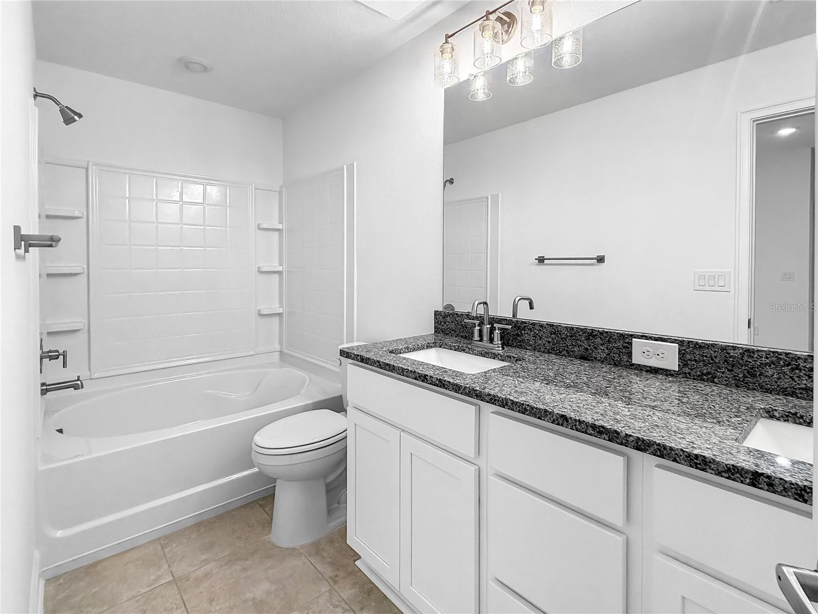 7625 Bent Tree Loop Property Photo 9