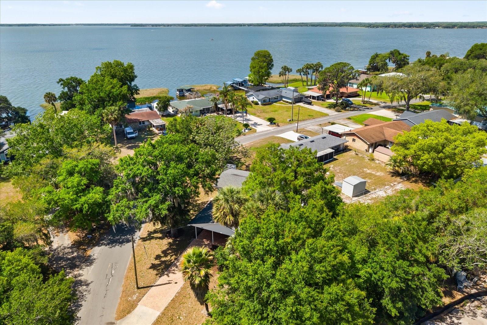 7247 Treasure Island Rd Property Photo 1