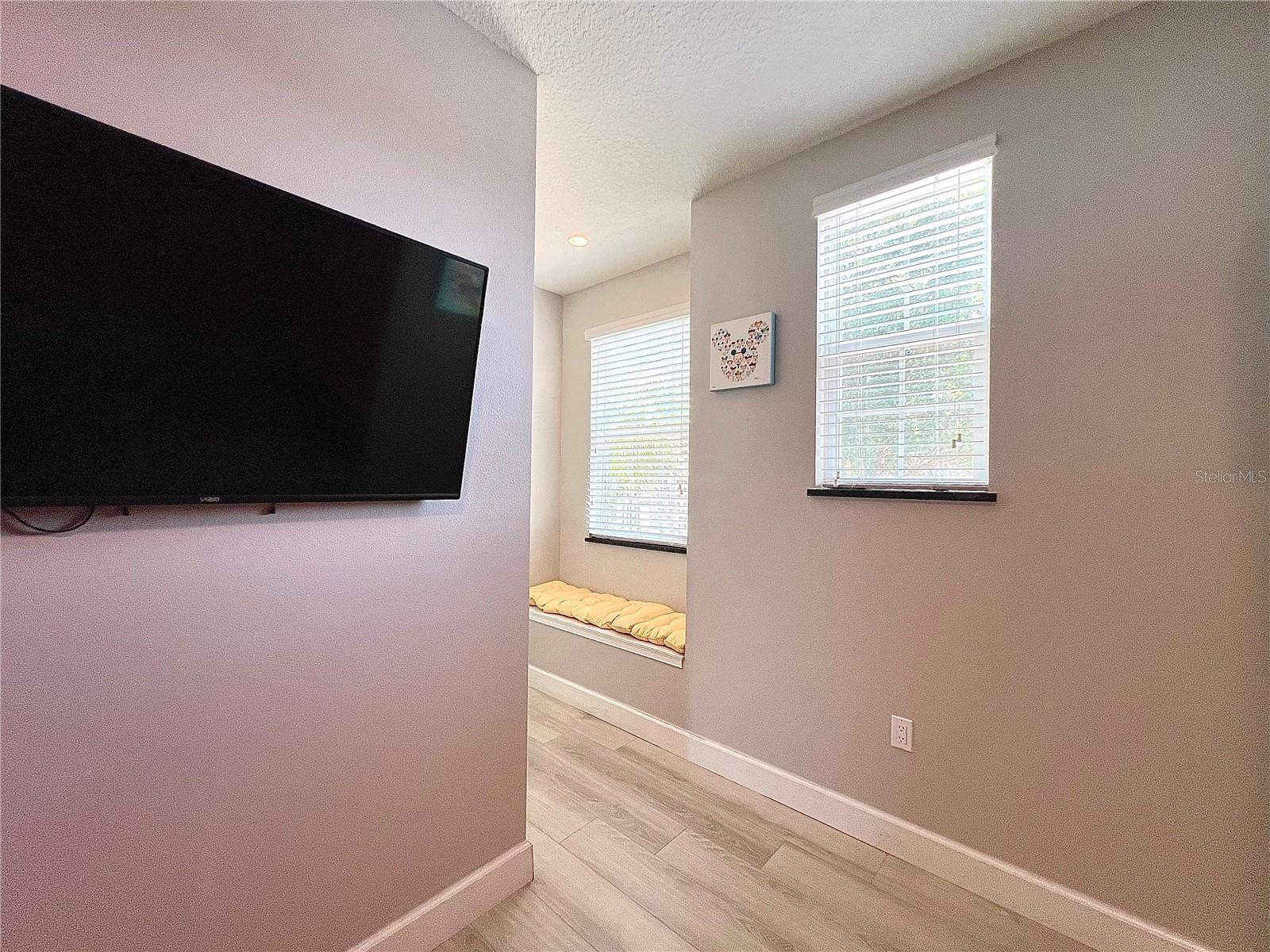 17407 Placidity Ave Property Photo 22