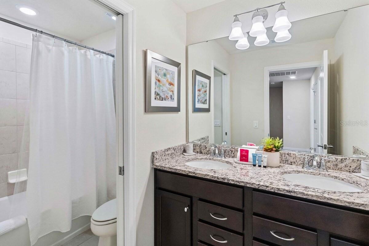 107 Jetty Way Property Photo 9