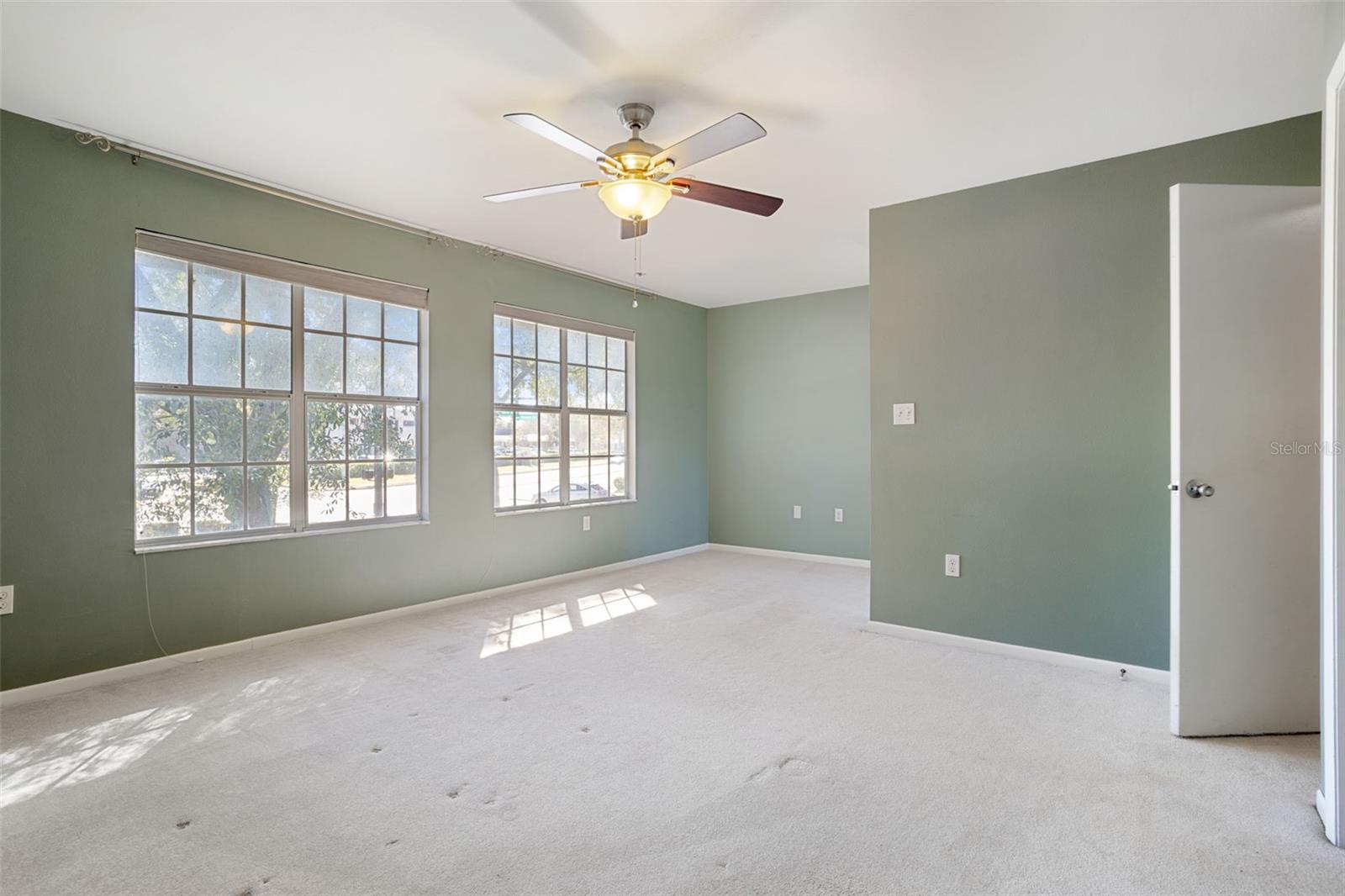 683 Post Oak Cir #117 Property Photo 23