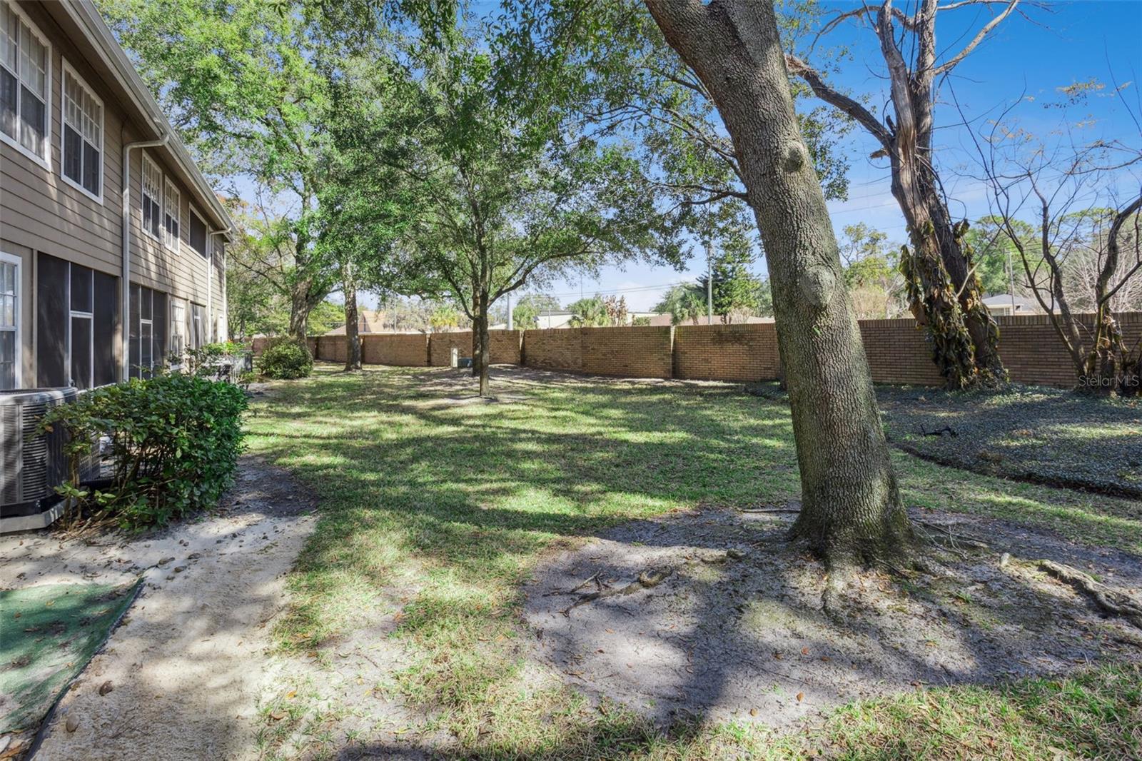 683 Post Oak Cir #117 Property Photo 38