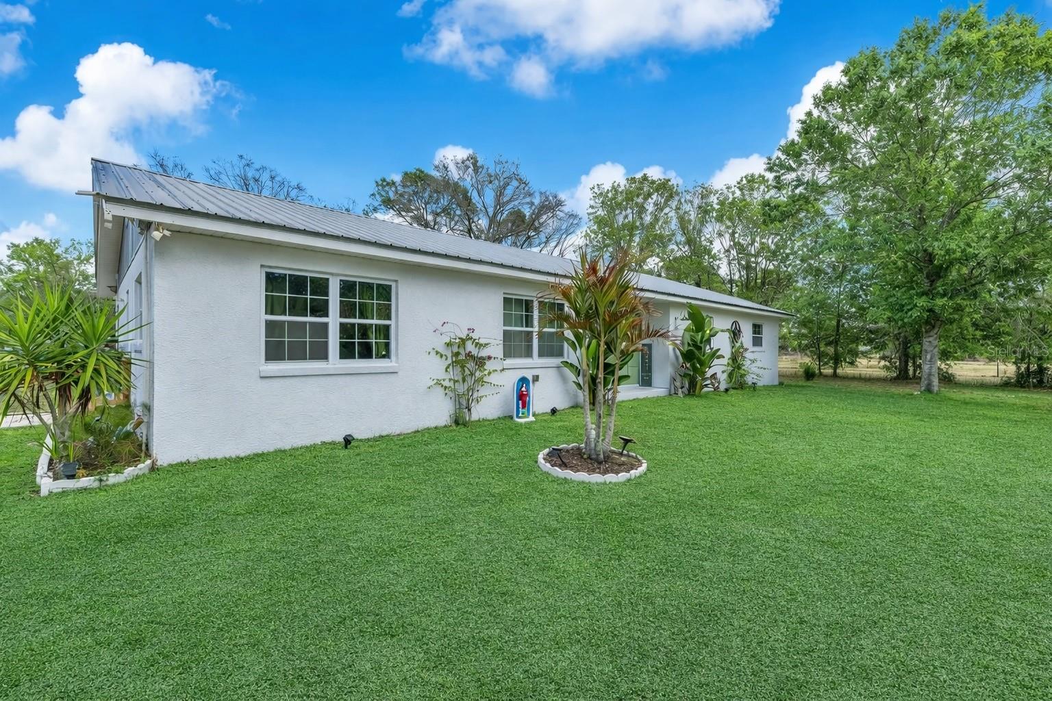 4429 E Quail Run Property Photo 2
