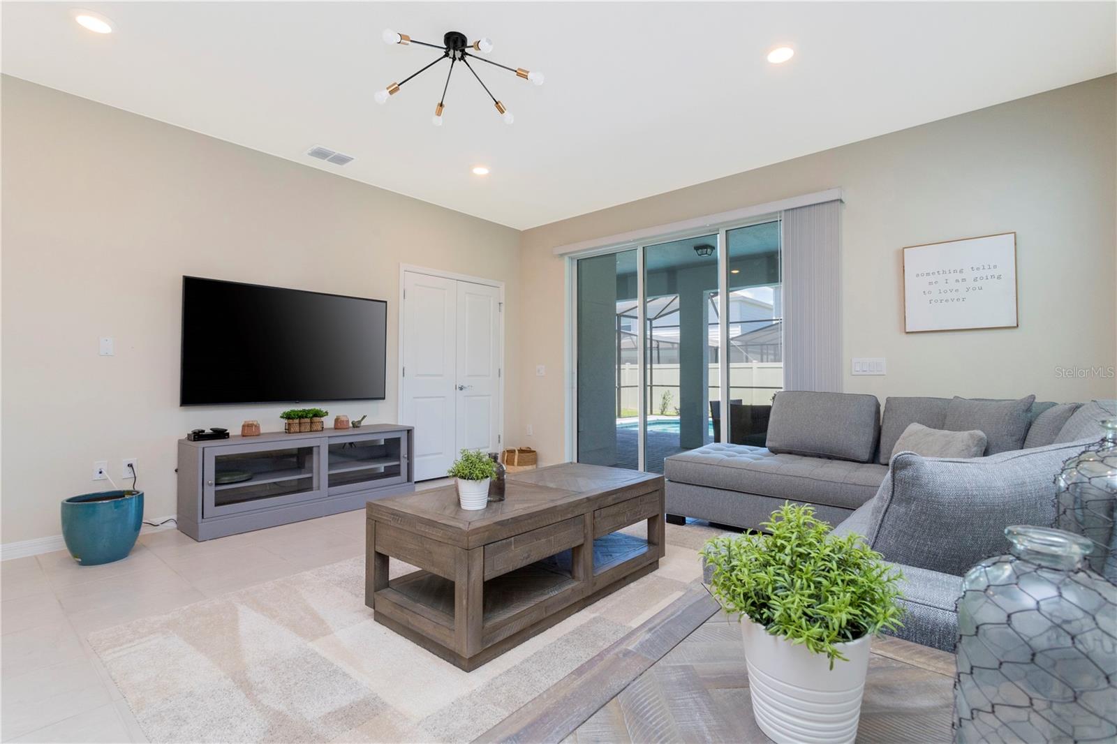 3344 Lilac Way Property Photo 17