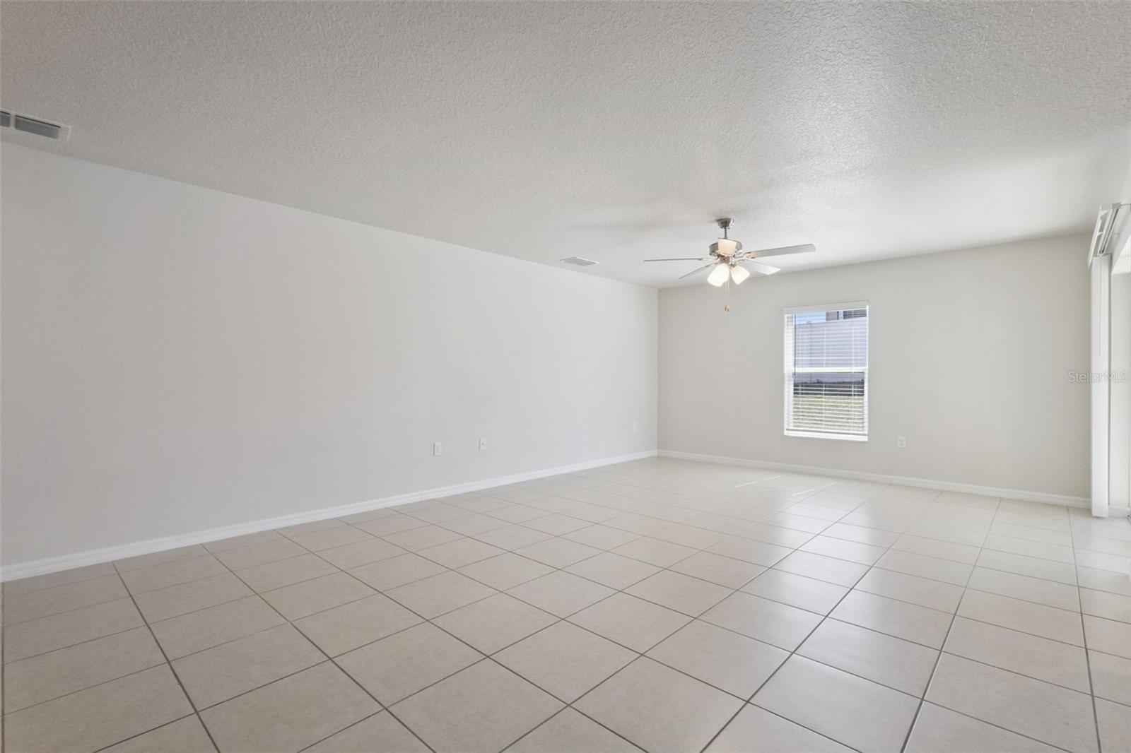 12023 Indian Grass Way Property Photo 10