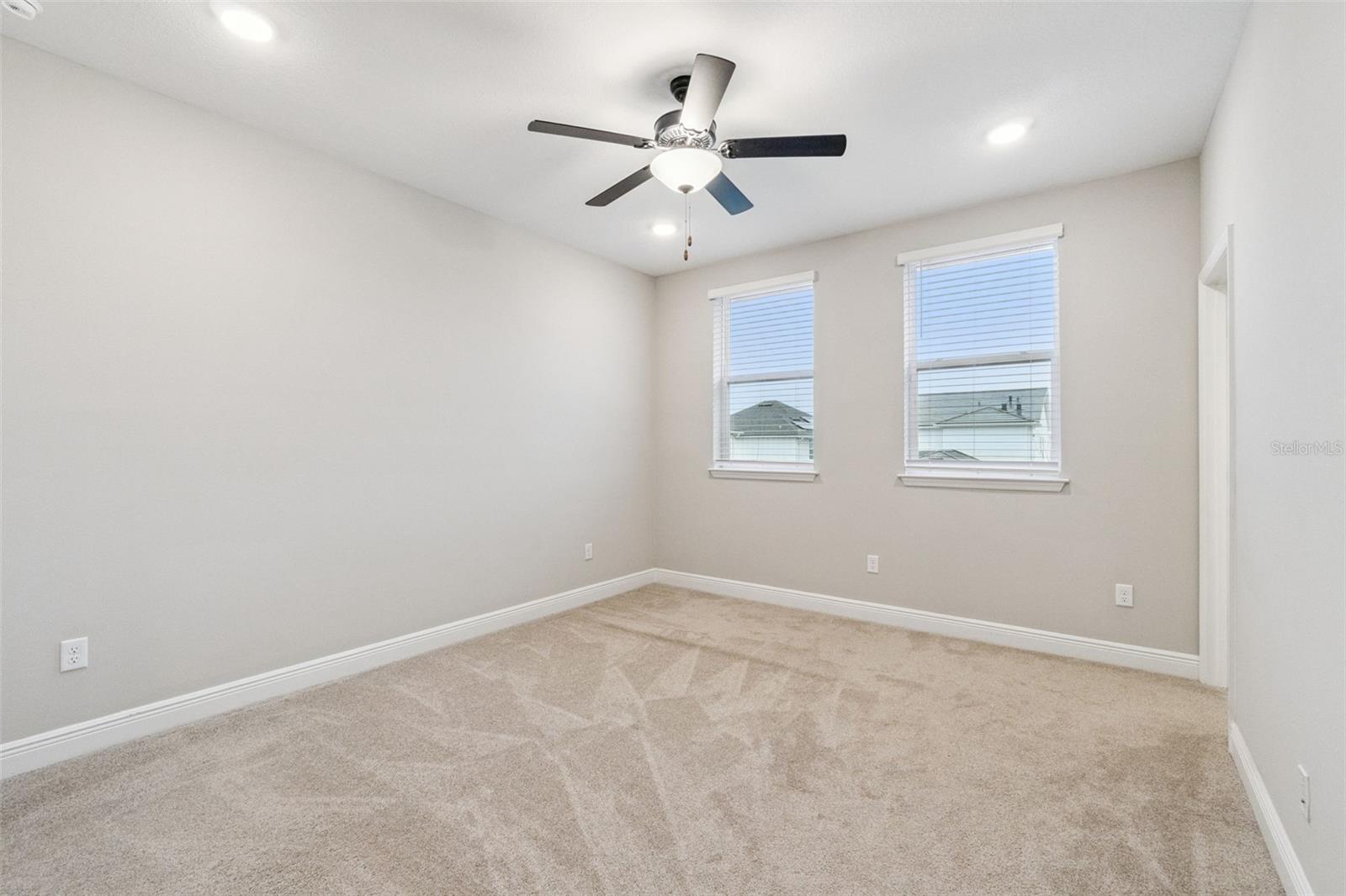 6447 Cyrils Dr Property Photo 6