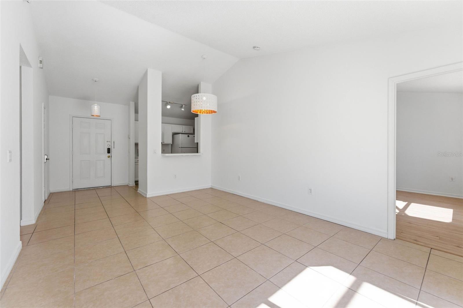 1043 Soaring Eagle Ln Property Photo 11