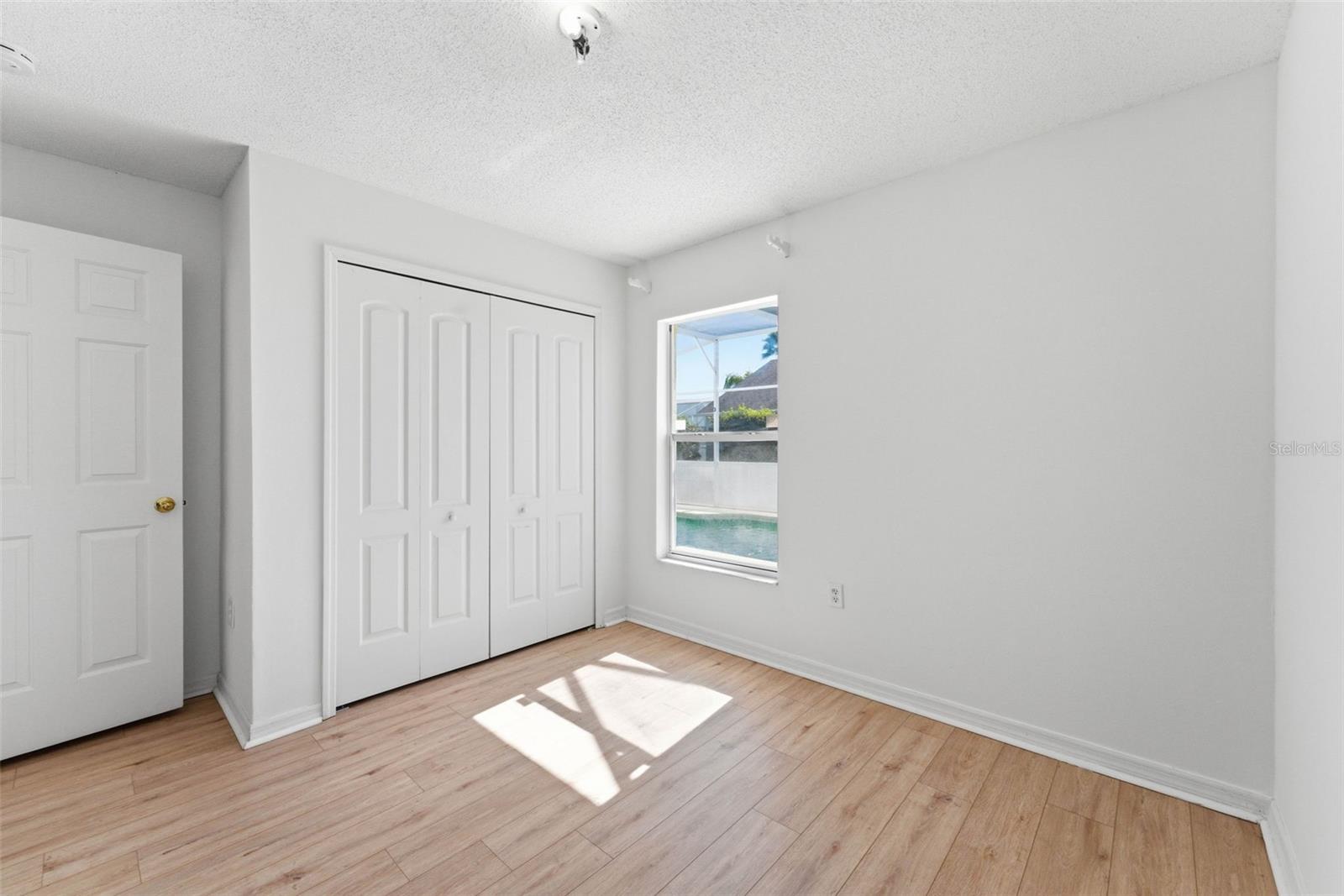 1043 Soaring Eagle Ln Property Photo 37