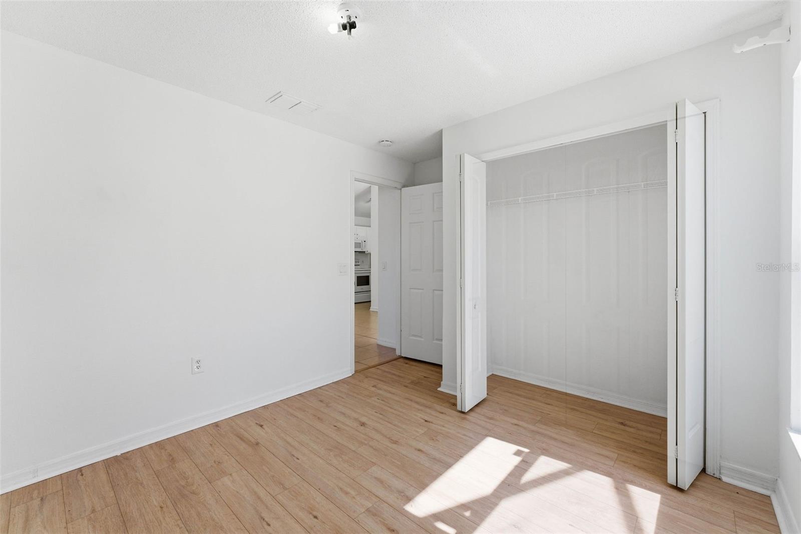 1043 Soaring Eagle Ln Property Photo 38