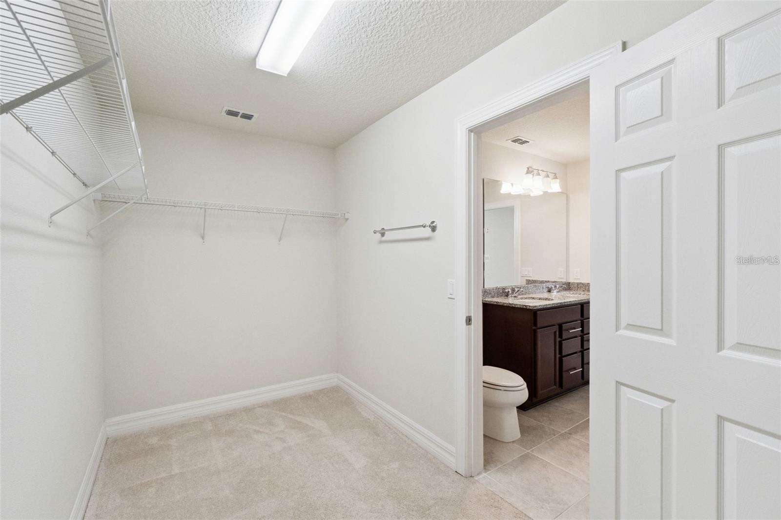 2282 Nuthatch St Property Photo 32