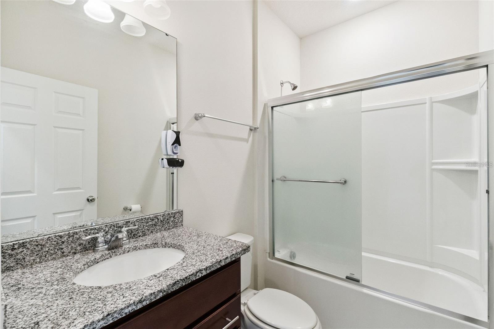 2282 Nuthatch St Property Photo 33