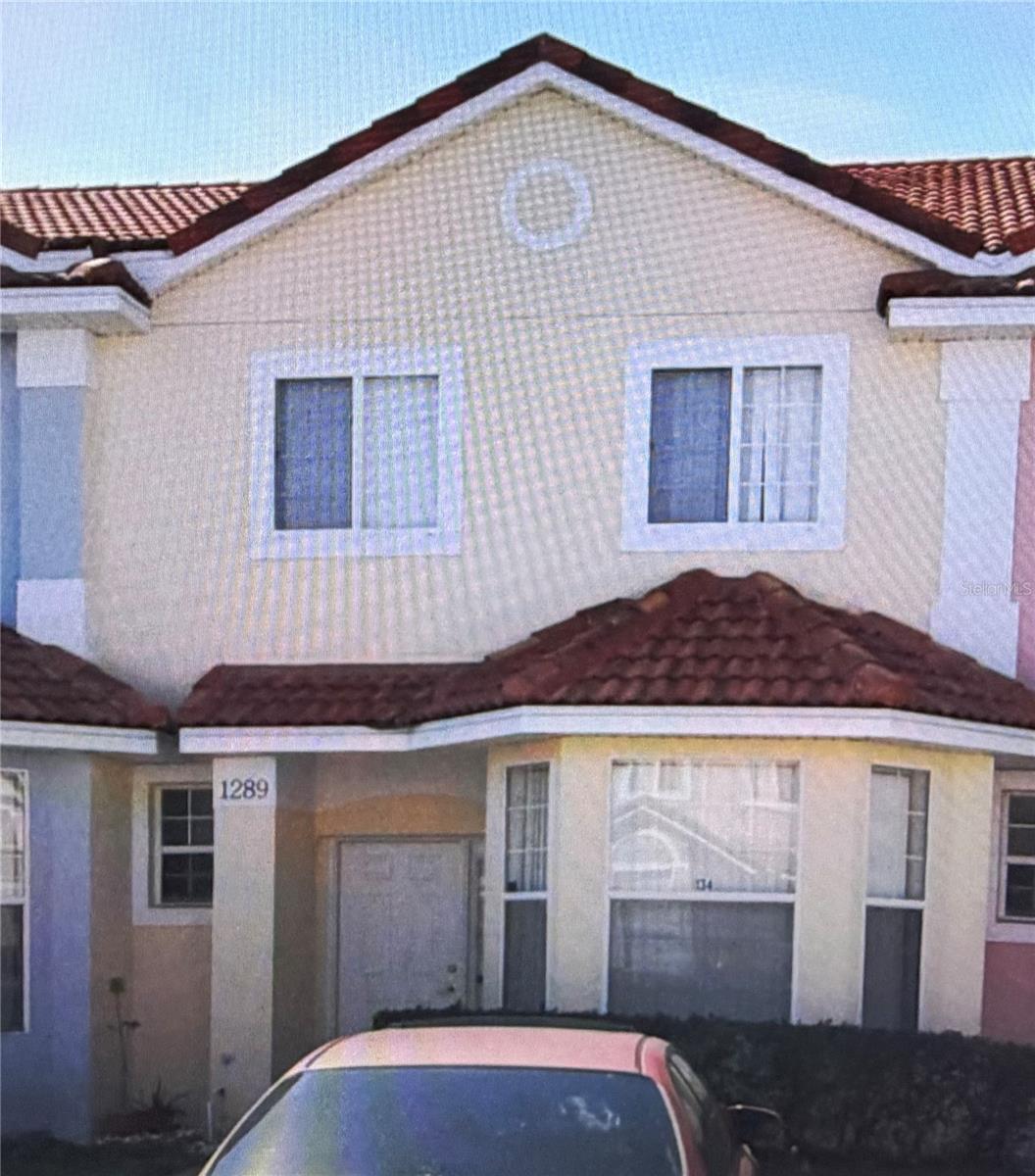 1289 S Beach Cir Property Photo 1