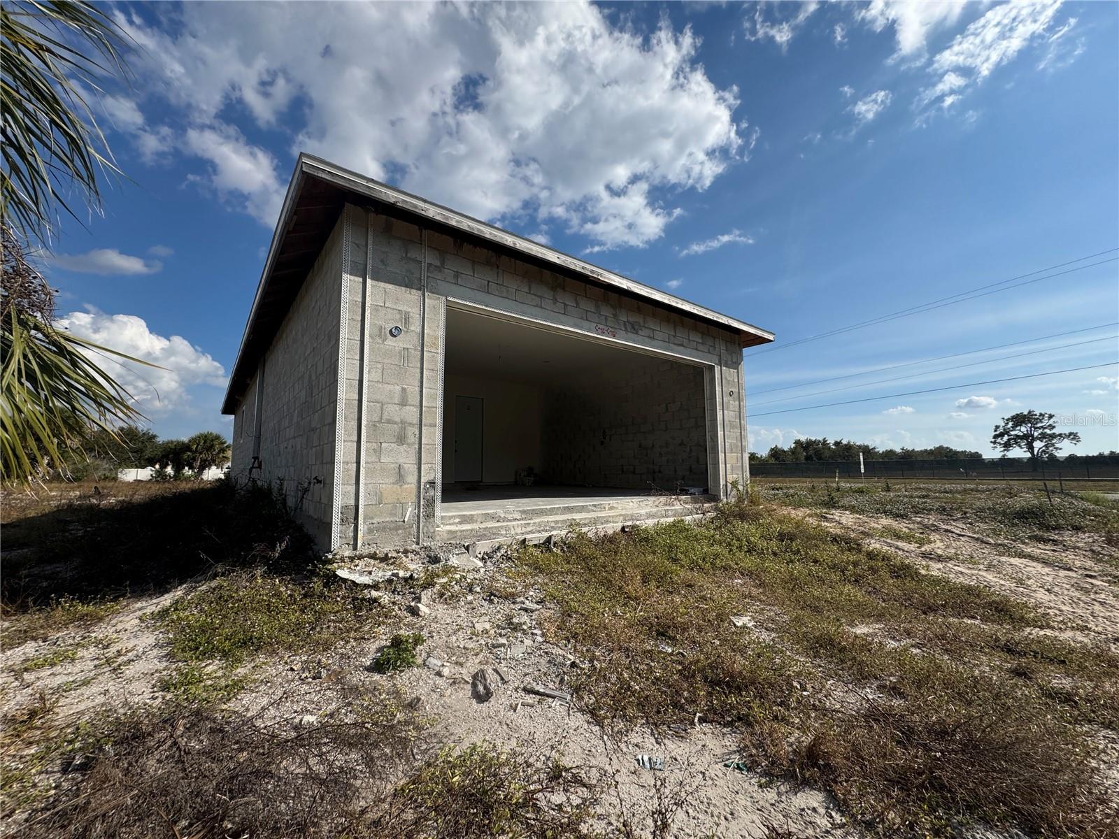 O6380479 Property Photo 5