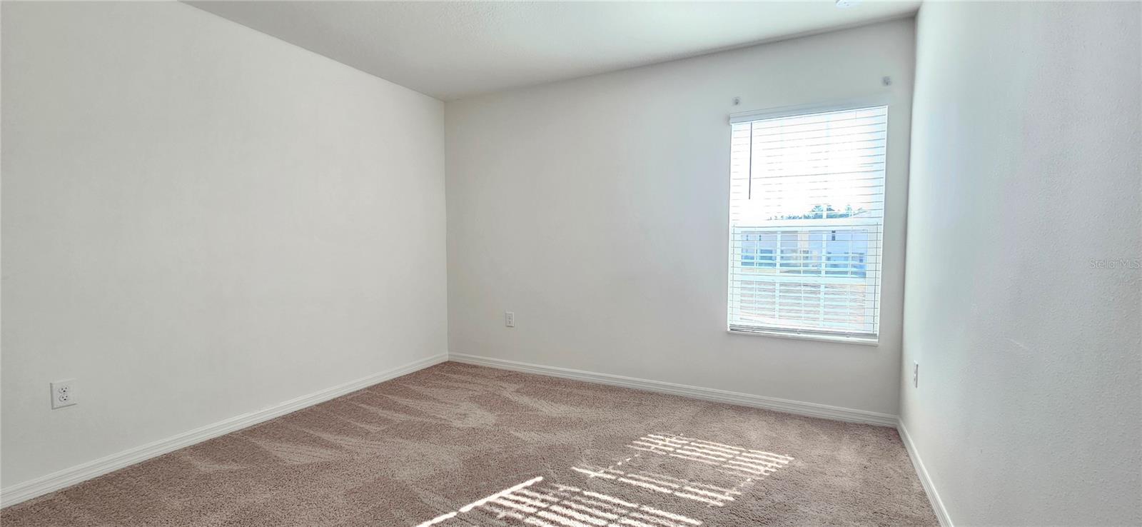 667 Bay Leaf Dr Property Photo 9