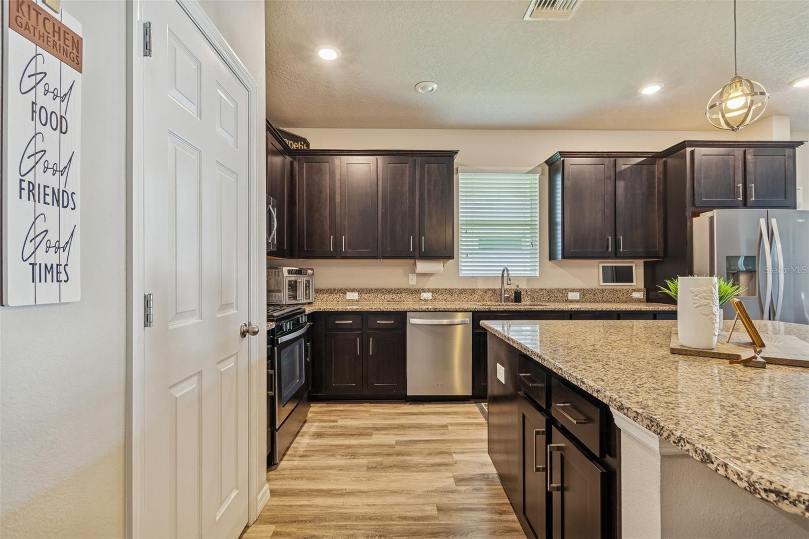 14663 Promenade Pkwy Property Photo 8