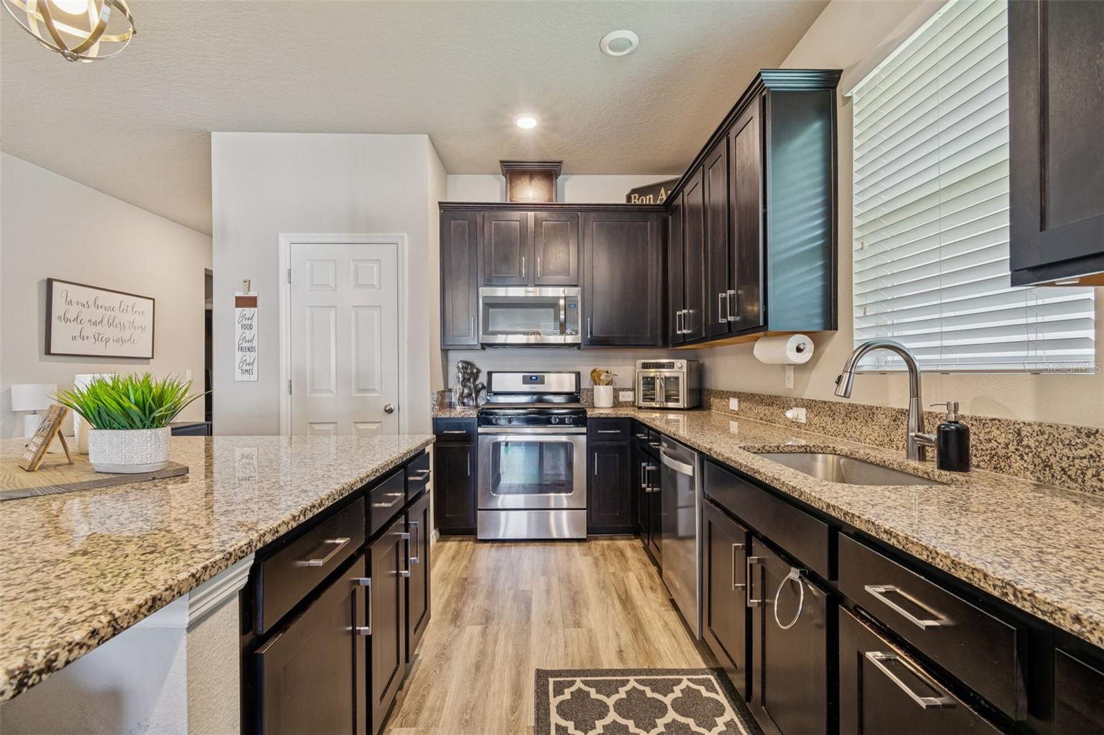 14663 Promenade Pkwy Property Photo 9