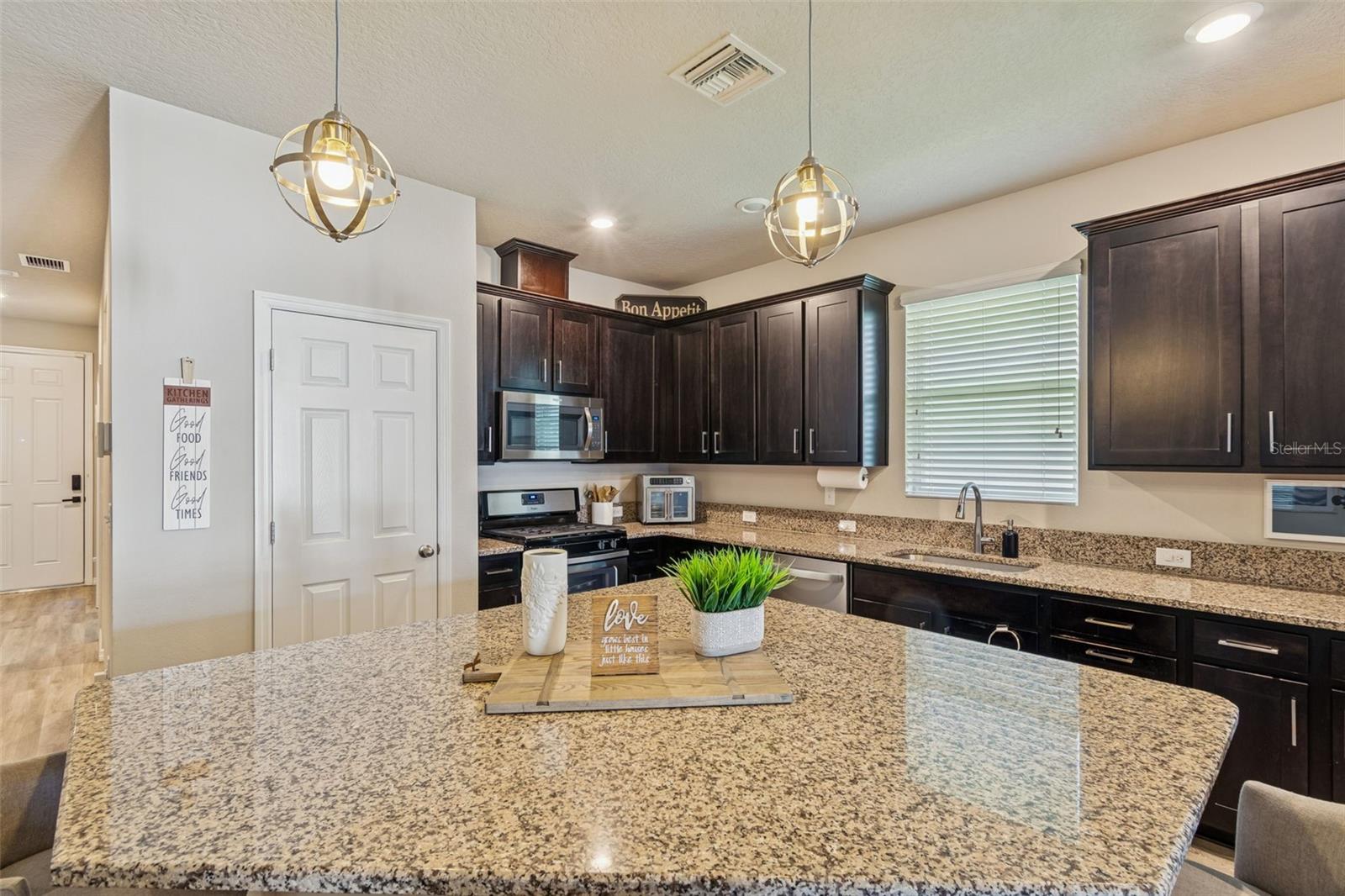 14663 Promenade Pkwy Property Photo 10