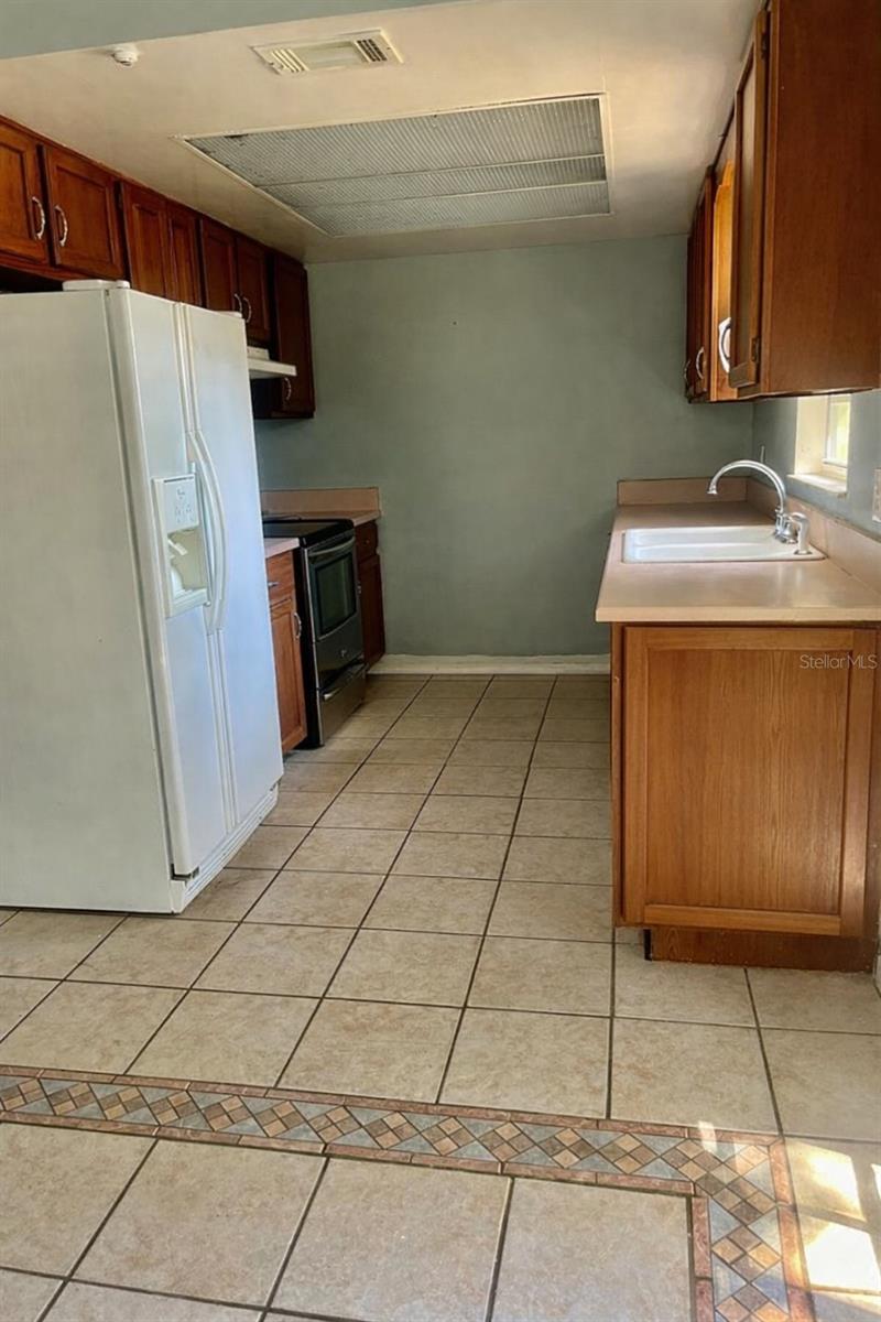 235 CRABTREE AVE