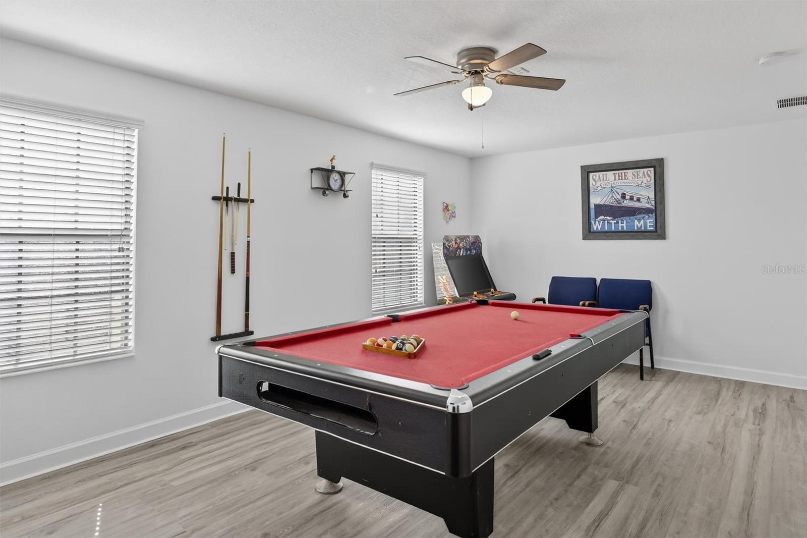9107 El Caro Ln Property Photo 4