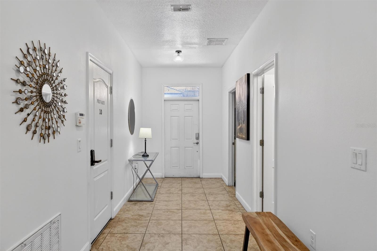 9107 El Caro Ln Property Photo 7