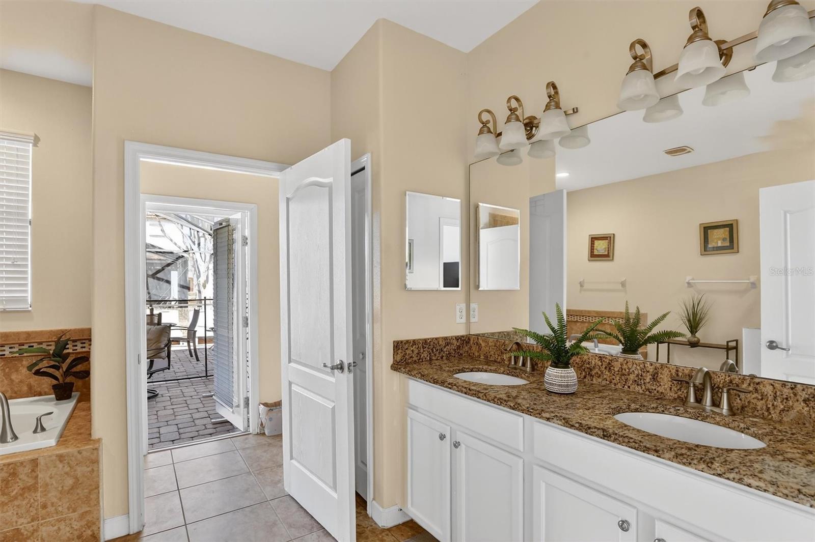 9107 El Caro Ln Property Photo 33