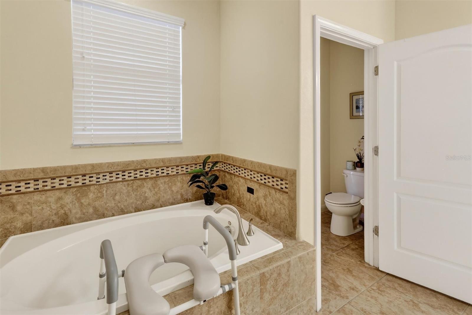 9107 El Caro Ln Property Photo 37