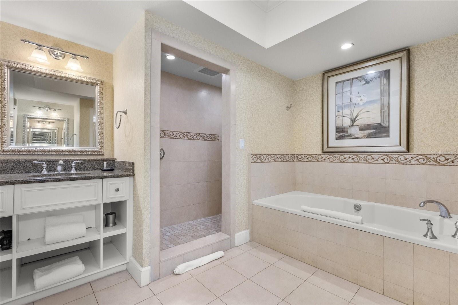 7593 Gathering Dr #1005 Property Photo 18