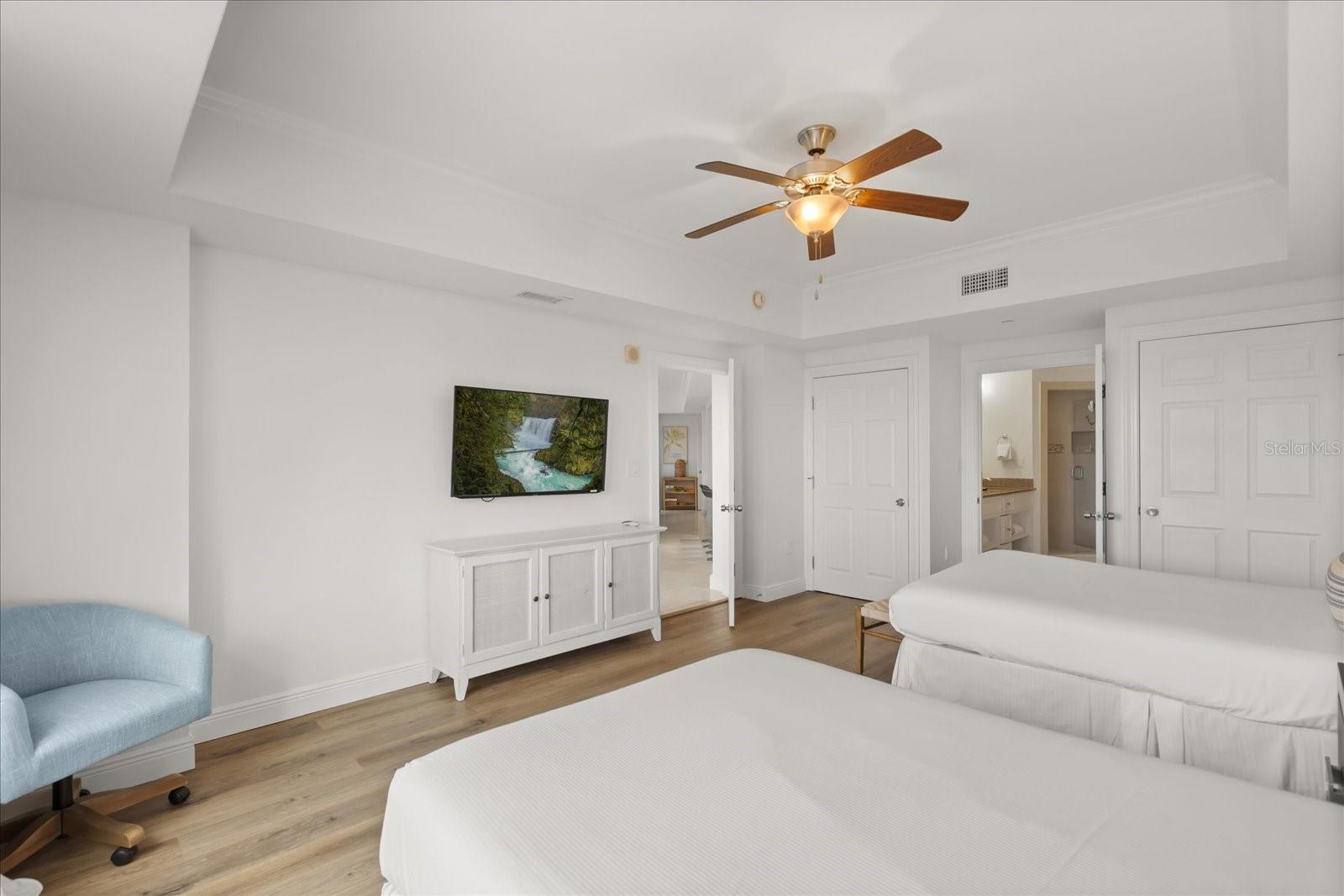 7593 Gathering Dr #209 Property Photo 24
