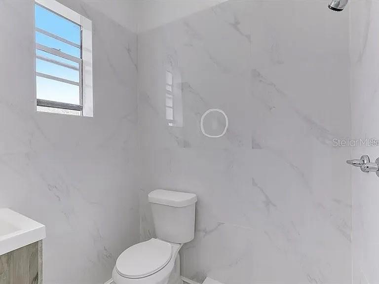 1862 6th St Property Photo 20