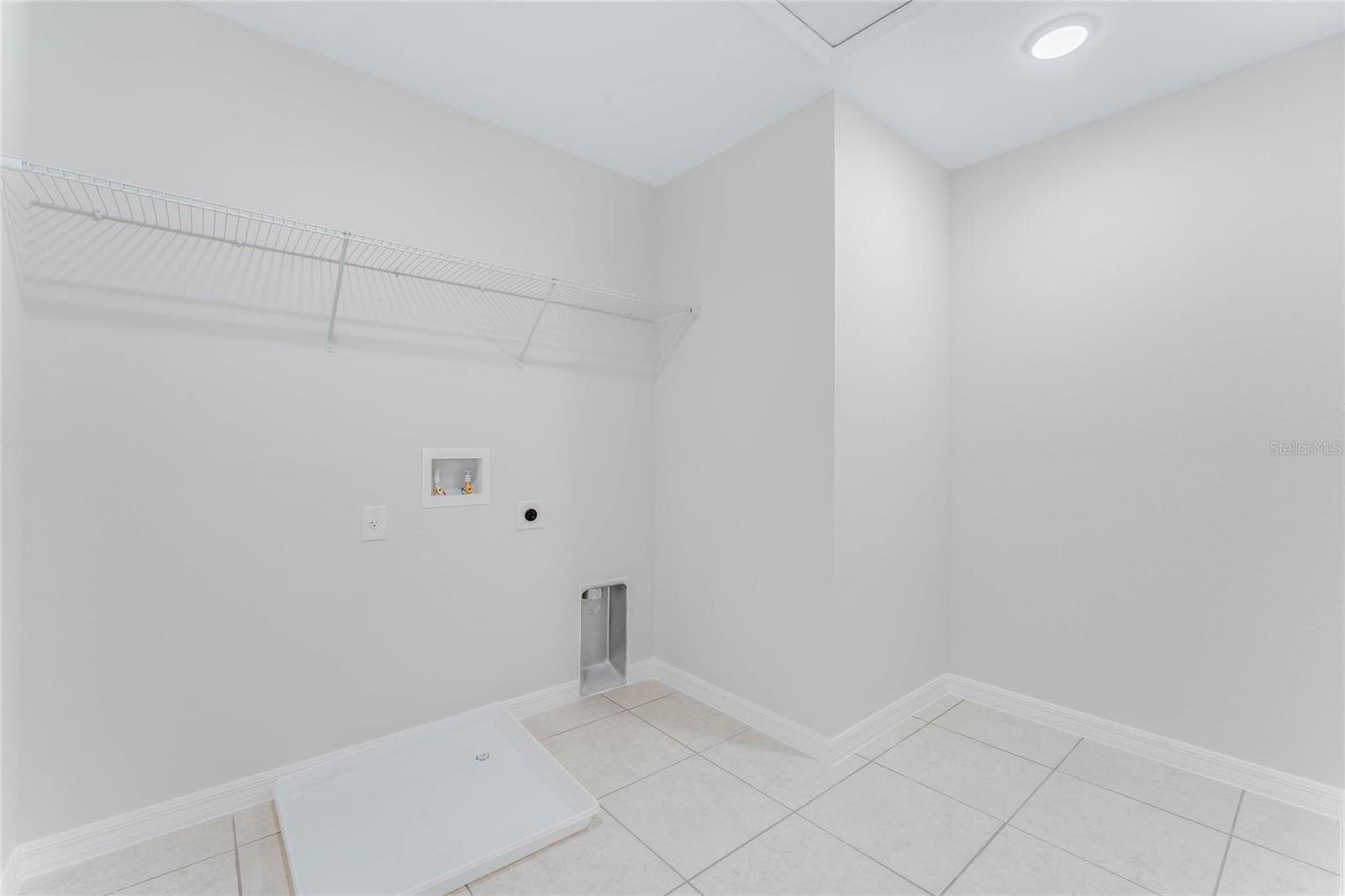 1085 Connolly Ln Ne Property Photo 30
