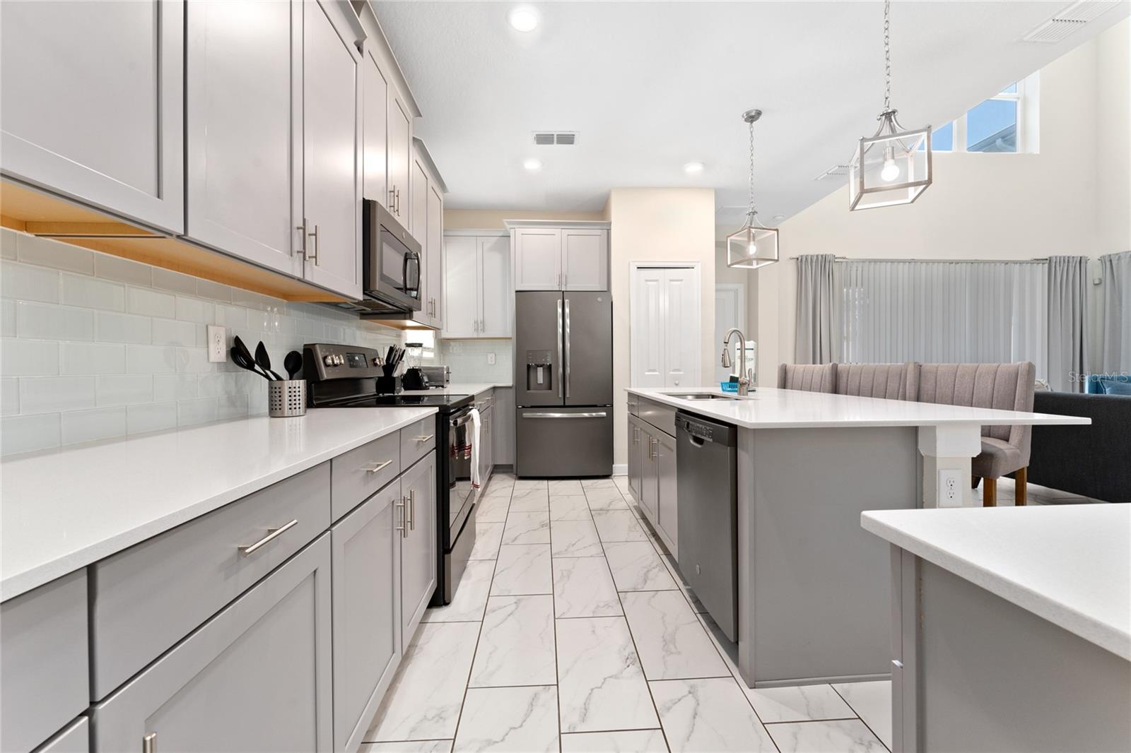 2734 Bookmark Dr Property Photo 11