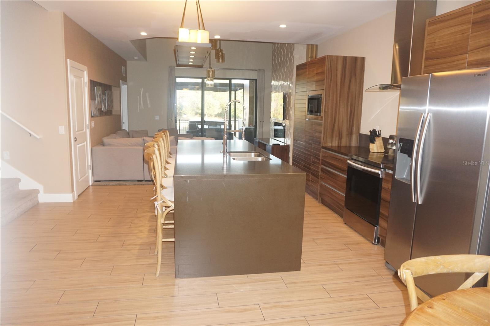 3051 Rockefeller Way Property Photo 8
