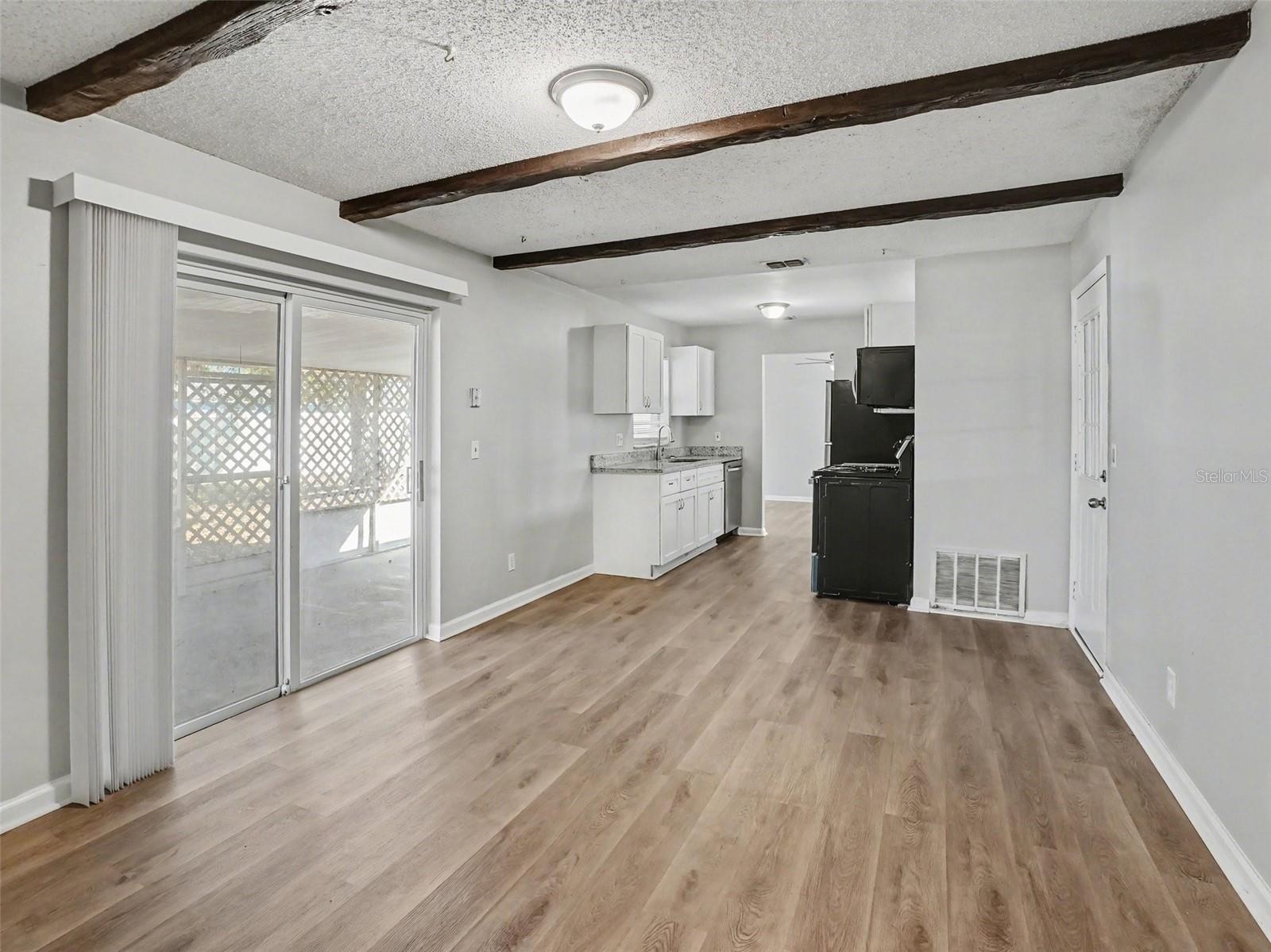 555 Thomas Jefferson Way Property Photo 10