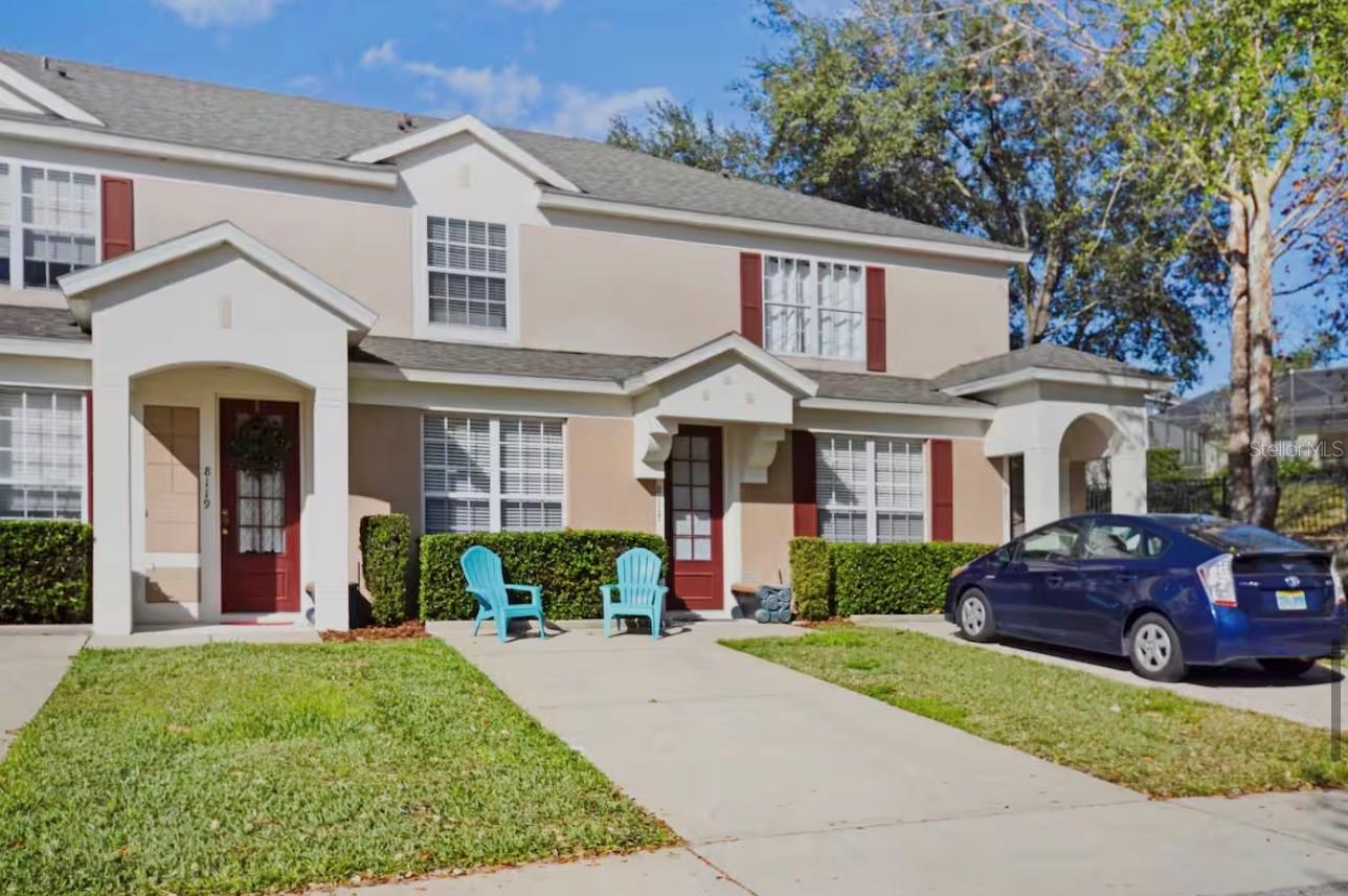 8117 Princess Palm Property Photo 1