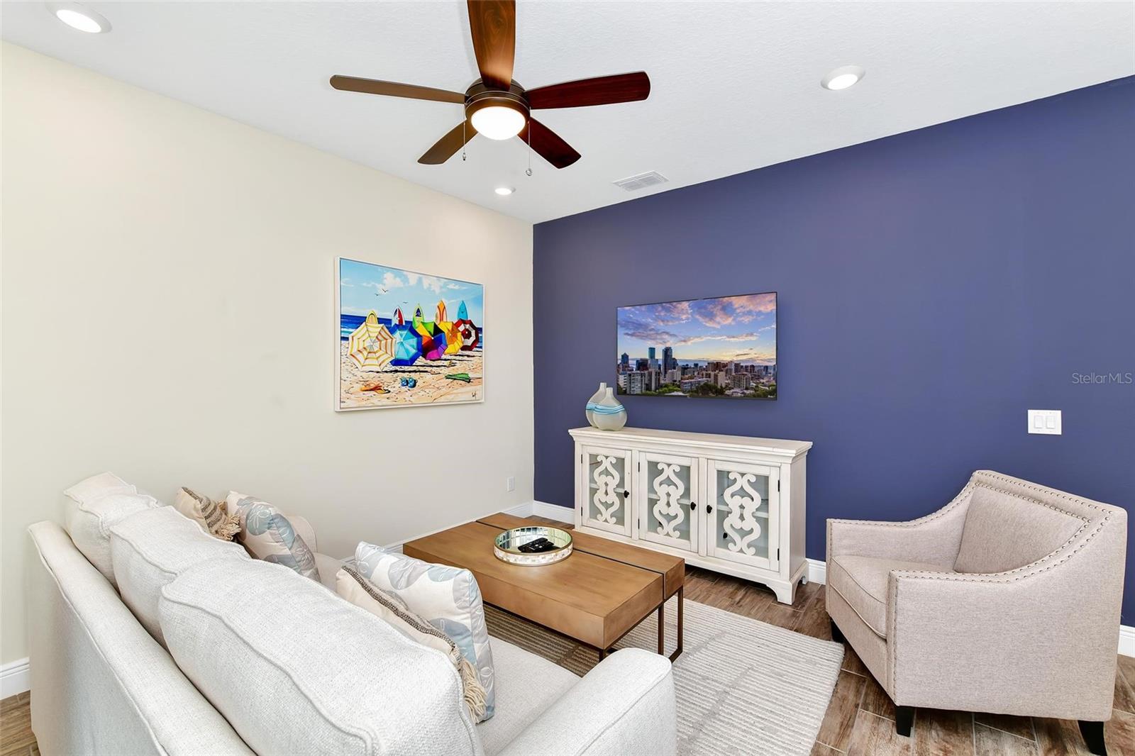 3113 Caribbean Soul Dr Property Photo 3