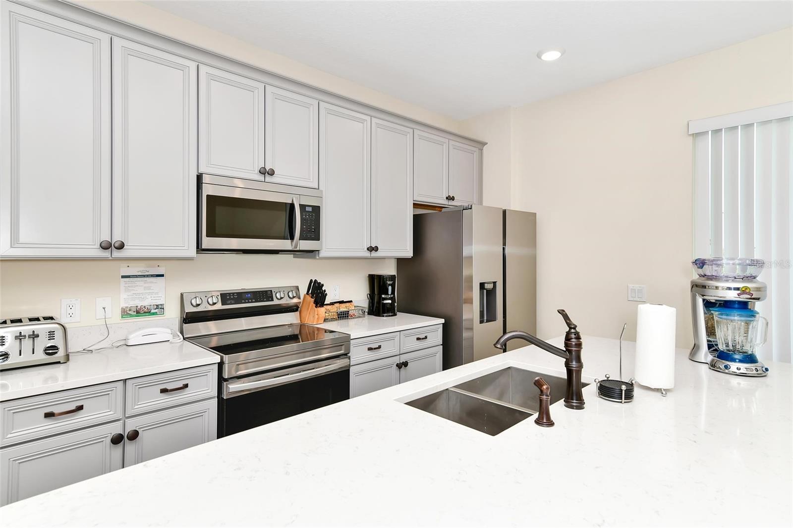 3113 Caribbean Soul Dr Property Photo 13