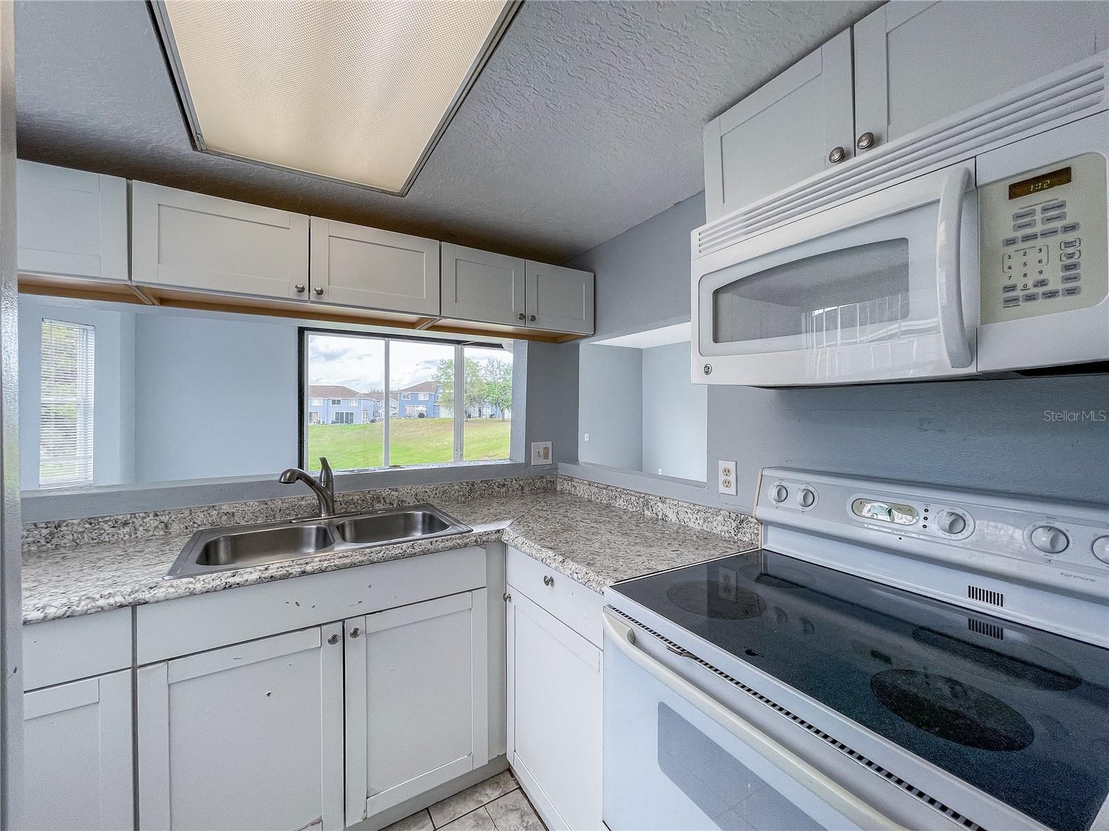 402 Orchid Dr #main Unit Property Photo 5