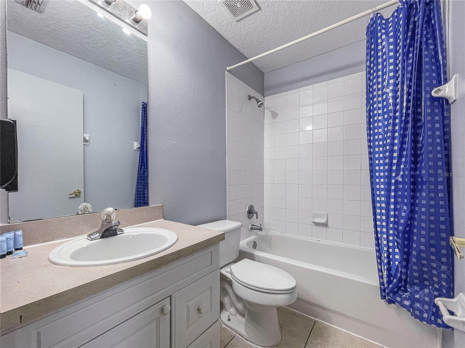 402 Orchid Dr #main Unit Property Photo 7
