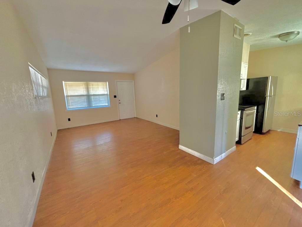 4314 Silver Star Rd Property Photo 5