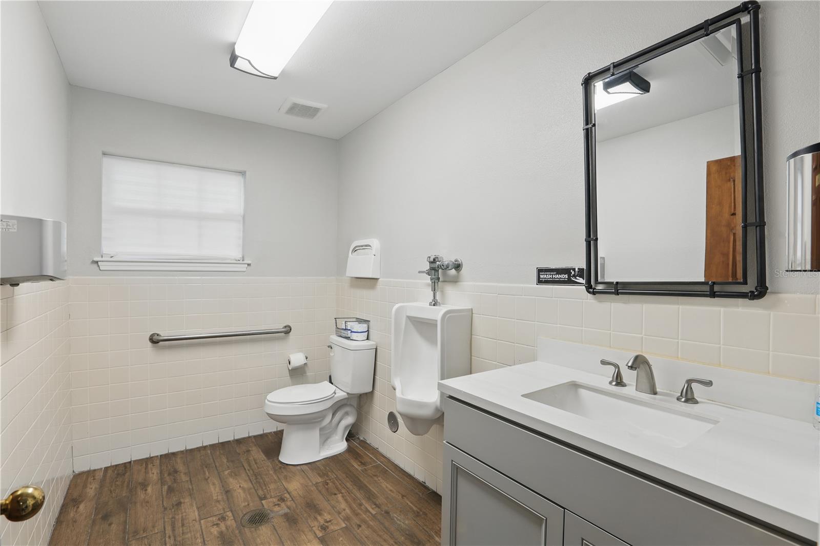 5639 Hansel Ave Property Photo 14