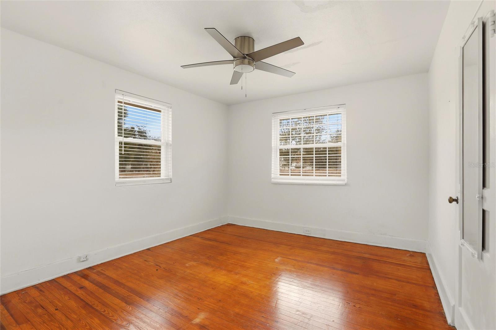 404 W Whidden St Property Photo 21