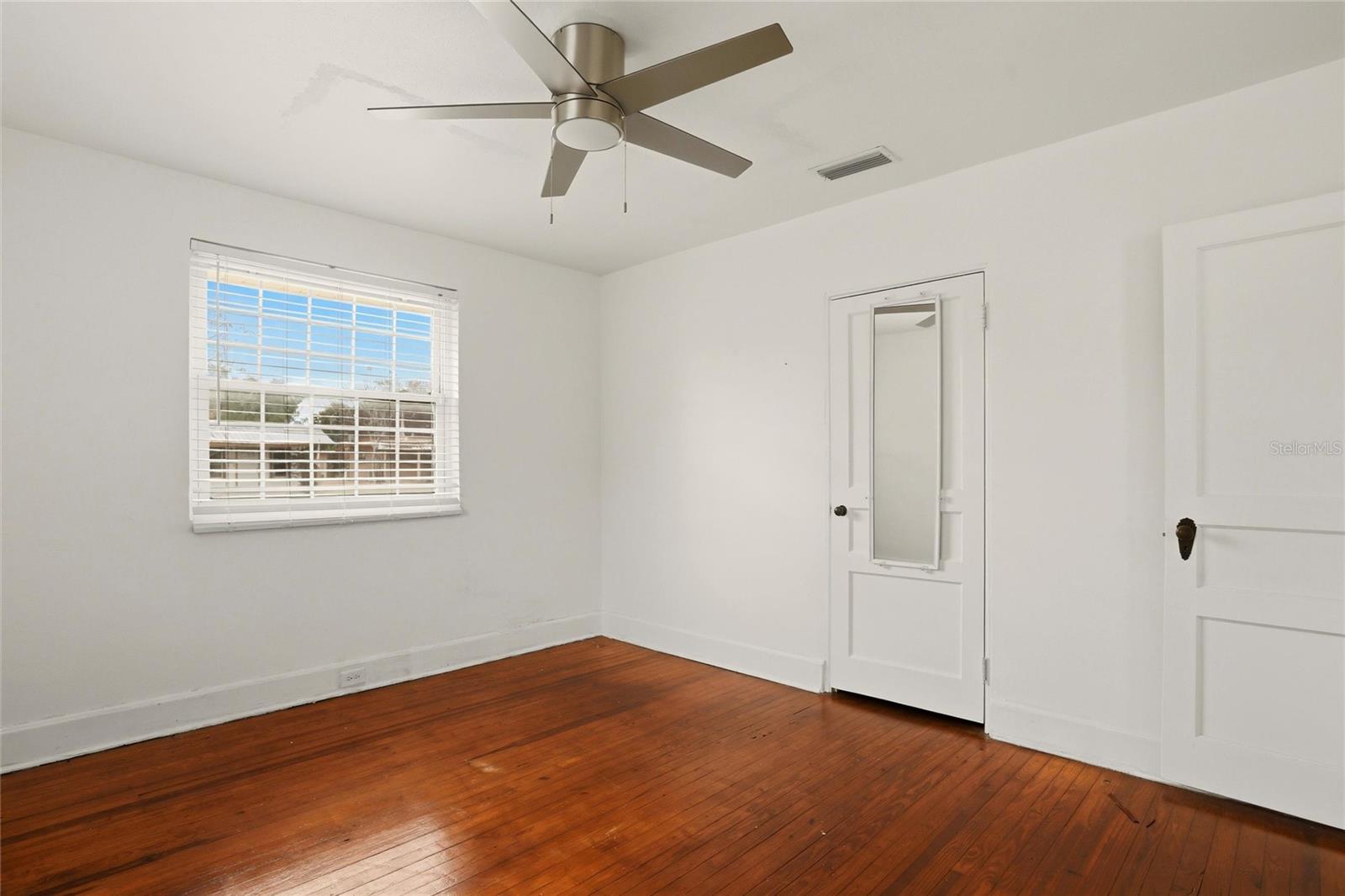 404 W Whidden St Property Photo 22