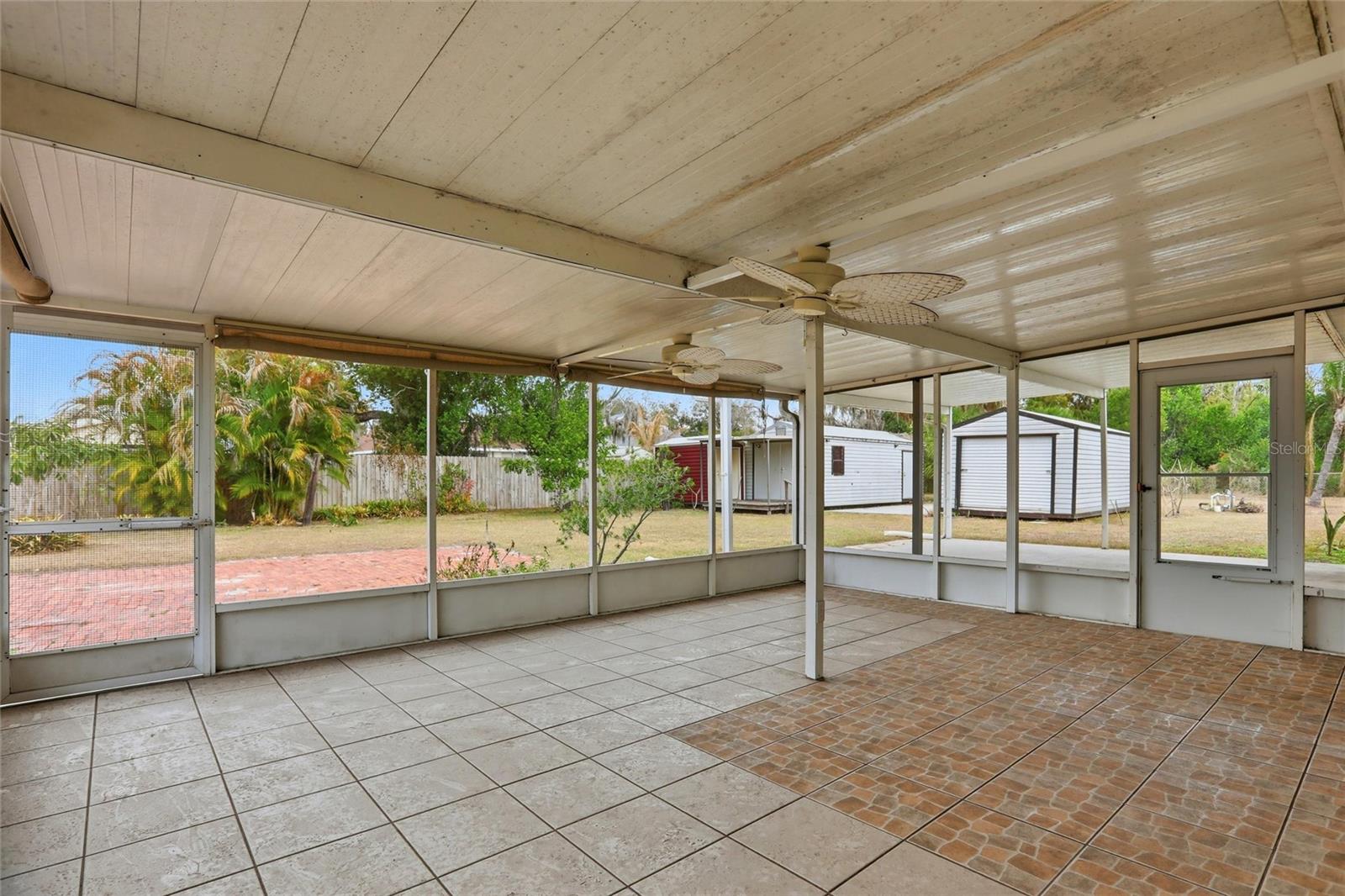 404 W Whidden St Property Photo 28