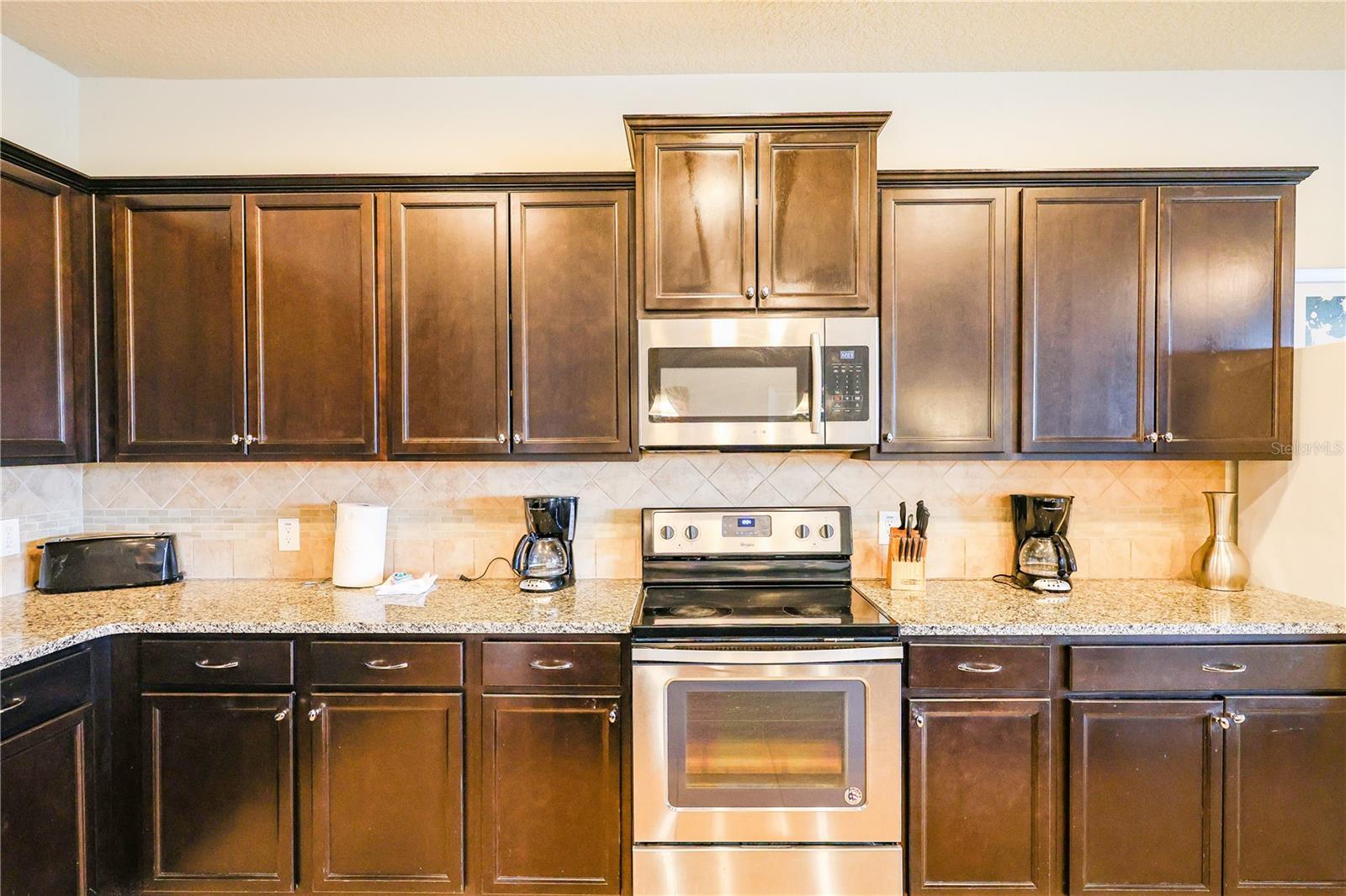 8811 Macapa Dr Property Photo 7