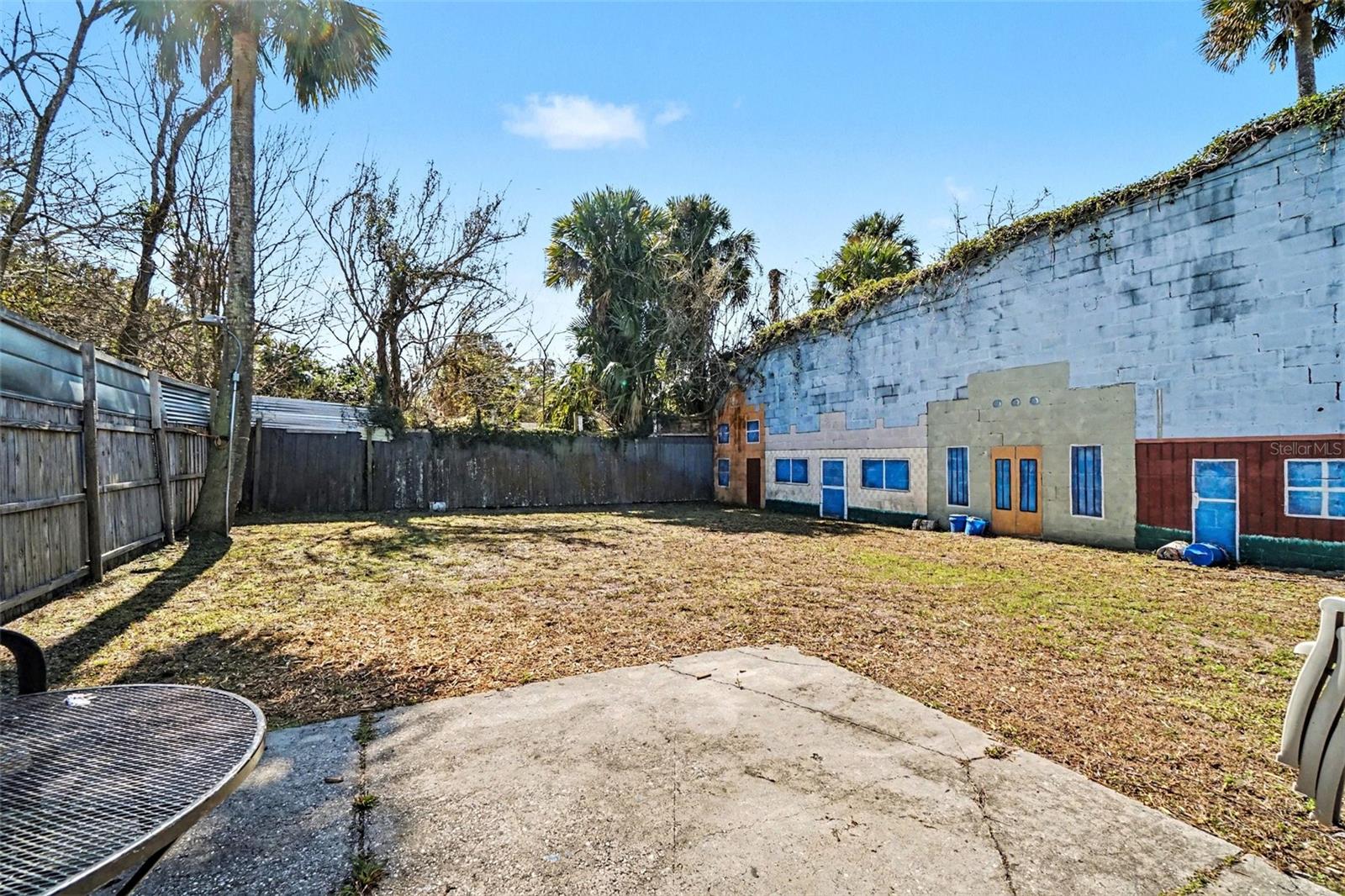 1013 Historic Goldsboro Blvd Property Photo 13