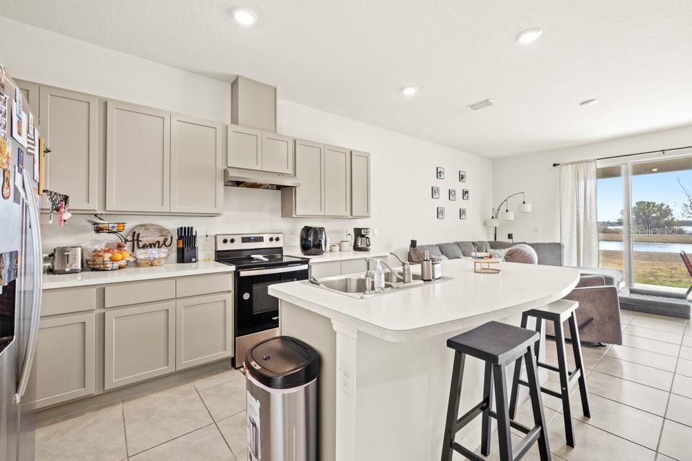 2196 Tay Wes Dr Property Photo 2